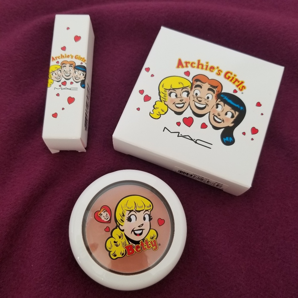 MAC - Archie's Girls Collecton
